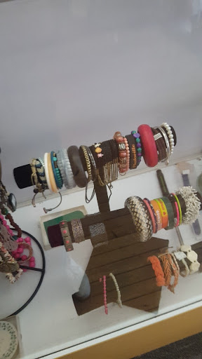 Thrift Store «Out of the Closet - Brooklyn», reviews and photos, 475 Atlantic Ave, Brooklyn, NY 11217, USA