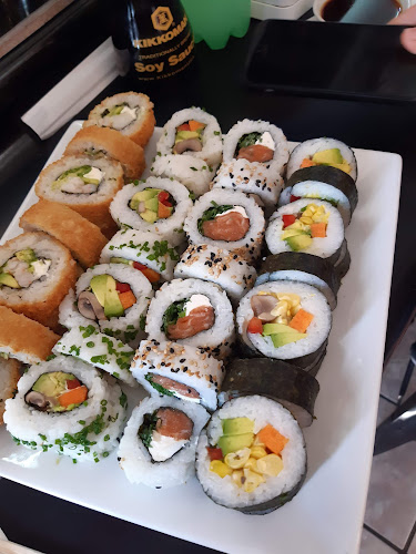 Opiniones de Sushi icura en Quilicura - Restaurante