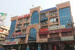 Super OYO Flagship Akash Regency image