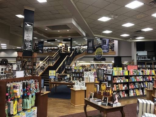 Book Store «Joseph-Beth Booksellers», reviews and photos, 2692 Madison Rd M, Cincinnati, OH 45208, USA