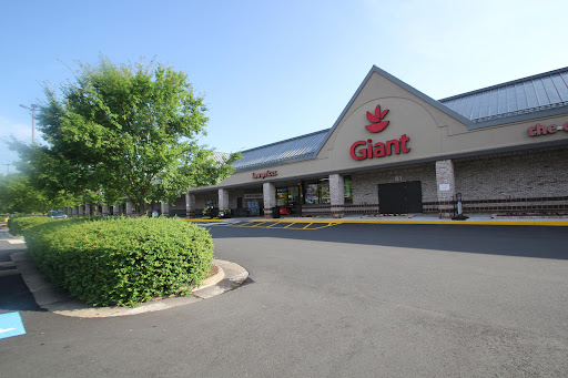 Grocery Store «Giant», reviews and photos, 61 Catoctin Cir NE, Leesburg, VA 20176, USA