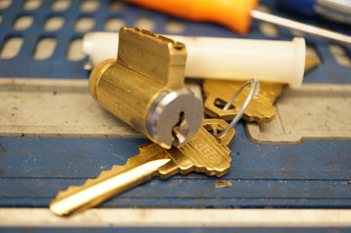 Locksmith «One Stop Locksmith», reviews and photos, 1859 Yates Ave, Bronx, NY 10461, USA