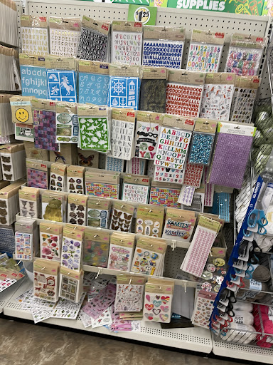 Dollar Store «Dollar Tree», reviews and photos, 1700 Sullivan Trail #1a, Easton, PA 18040, USA