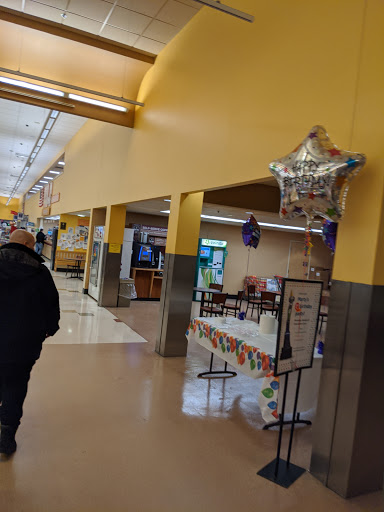 Shopping Mall «Stop & Shop Plaza», reviews and photos, 54 Hazard Ave, Enfield, CT 06082, USA