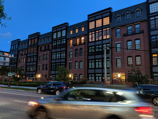 Shopping Mall «Colonial Village Shopping Center», reviews and photos, 1723 Wilson Blvd, Arlington, VA 22209, USA