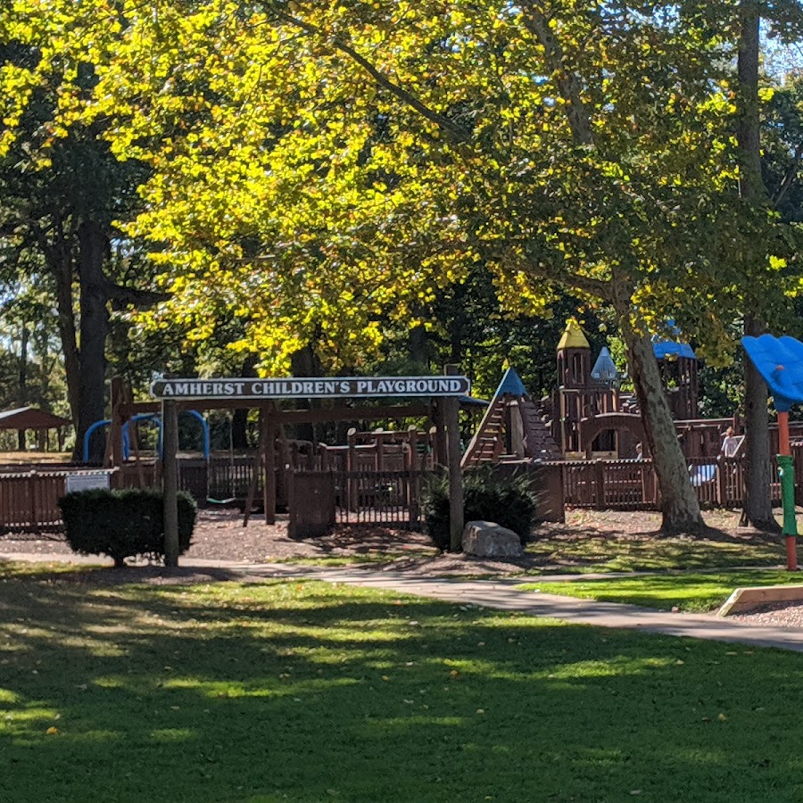 Maude Neiding Memorial Park