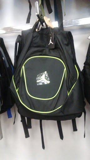 Clothing Store «Citi Trends», reviews and photos, 5332 Walzem Rd, San Antonio, TX 78218, USA