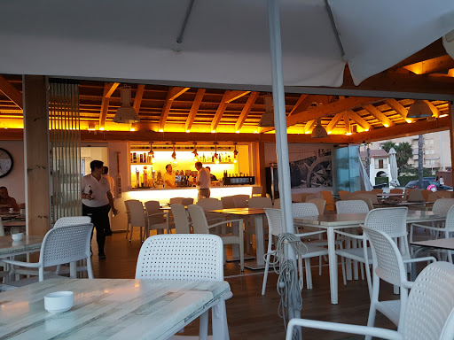 Información y opiniones sobre Restaurante Salobreña Velabeach de Salobreña