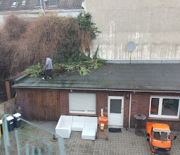 Multi-Kult(ur)Cafe Haltestelle Bismarckplatz photo