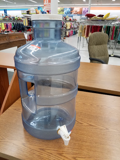 Thrift Store «Guadalupe & Dobson Goodwill Retail Store & Donation Center», reviews and photos, 2039 W Guadalupe Rd, Mesa, AZ 85202, USA