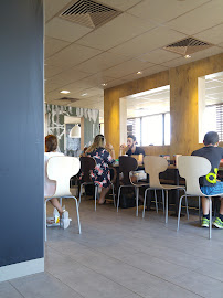 Atmosphère du Restauration rapide McDonald's à Saint-Bonnet-de-Mure - n°8