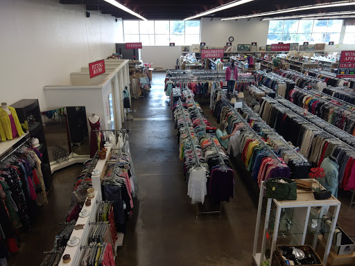 Clothing Store «St. Vincent de Paul Retail Thrift Store», reviews and photos, 333 Pacific Hwy W, Junction City, OR 97448, USA