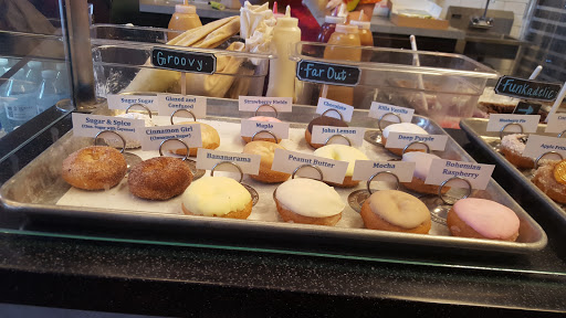 Donut Shop «Peace, Love & Little Donuts», reviews and photos, 100 E Erie St #126, Kent, OH 44240, USA