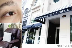 Paperoom Nail Cafe ทำเล็บ ต่อขนตา ลิฟติ้ง แว็กซ์ ทองหล่อ พร้อมพงษ์ image
