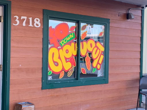 Used Car Dealer «Northwest Auto Loan», reviews and photos, 3718 S Tacoma Way, Tacoma, WA 98409, USA