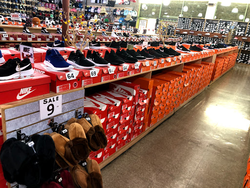 Shoe Store «Shoe City - Anaheim», reviews and photos, 101 E Ball Rd, Anaheim, CA 92805, USA