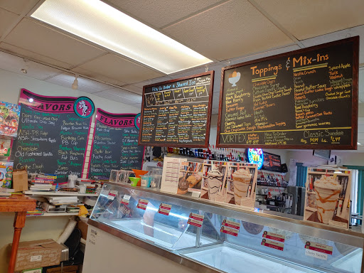 Book Store «Prime of Weirton (Weirton Book Company)», reviews and photos, 2200 Pennsylvania Ave, Weirton, WV 26062, USA