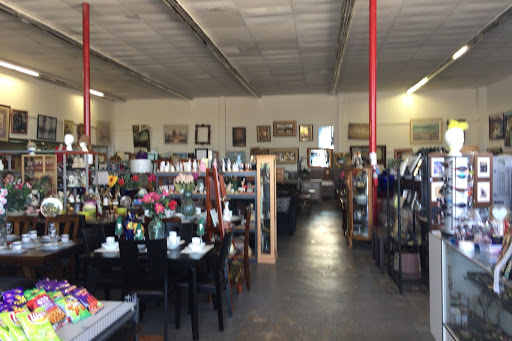 Thrift Store «Thrift Store OkiDoki Home Treasures», reviews and photos, 1640 E Lincoln Ave, Anaheim, CA 92805, USA