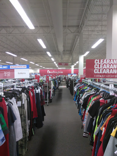 Clothing Store «Burlington Coat Factory», reviews and photos, 4500 S Damen Ave, Chicago, IL 60609, USA