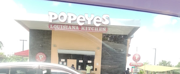 Pop eyes Louisiana chicken - 2MX7+RM2, Robinson Rd, Nassau, Bahamas