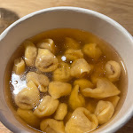 Photo n°1 de l'avis de Raiane.e fait le 10/12/2023 à 17:38 sur le  Bottega Portici - 2 Torri à Bologna