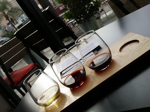 Wine Bar «District Wine», reviews and photos, 144 Linden Ave, Long Beach, CA 90802, USA