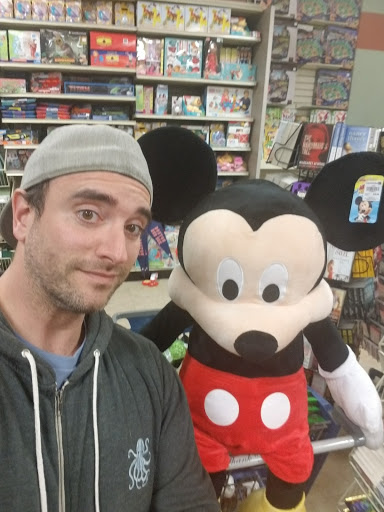 Shopping Mall «Aquidneck Shopping Centre», reviews and photos, 77 E Main Rd, Middletown, RI 02842, USA