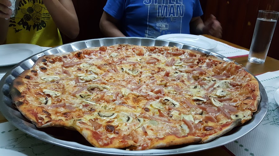 Kebab y Pizzeria Hassan III