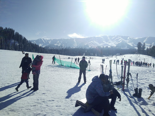 Gulmarg Skiing