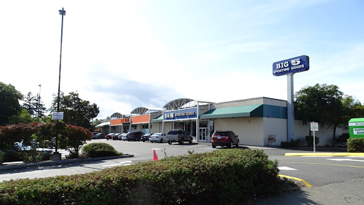 Sporting Goods Store «Big 5 Sporting Goods - Burien», reviews and photos, 125 SW 148th St, Seattle, WA 98166, USA