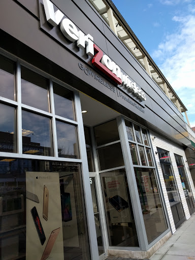 Cell Phone Store «GoWireless Verizon Authorized Retailer», reviews and photos, 207 Market Street, Yonkers, NY 10710, USA