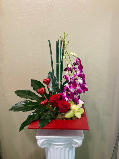 Florist «Fleur De Lis Florist», reviews and photos, 811 Castro St, Mountain View, CA 94041, USA