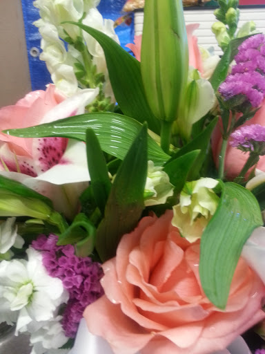 Florist «Cool Florist and Gifts», reviews and photos, 2968 CA-49 i, Cool, CA 95614, USA