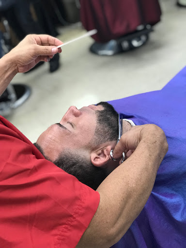 Barber Shop «hermanos barber shop Inc», reviews and photos, 4123 S Orange Blossom Trail, Orlando, FL 32839, USA
