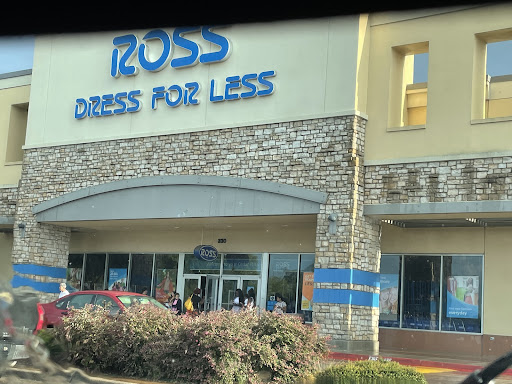 Clothing Store «Ross Dress for Less», reviews and photos, 330 N Hwy 67, Cedar Hill, TX 75104, USA
