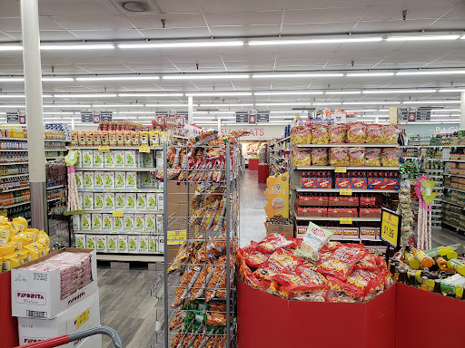 Supermarket «Rowes Supermarket», reviews and photos, 8595 Beach Blvd #329, Jacksonville, FL 32216, USA