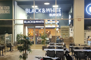 Black And White Burger Antwerpen image