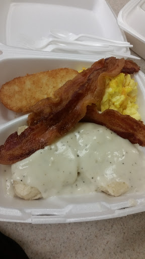 Grocery Store «Market Basket», reviews and photos, 6001 39th St, Groves, TX 77619, USA