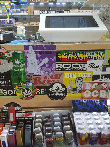 Tobacco Shop «Vape & Smoke Shop - Pines», reviews and photos, 2072 N University Dr, Pembroke Pines, FL 33024, USA