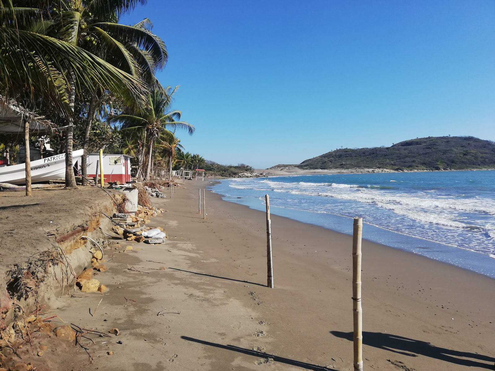 Φωτογραφία του Beach Villa Rica με καθαρό νερό επιφάνεια