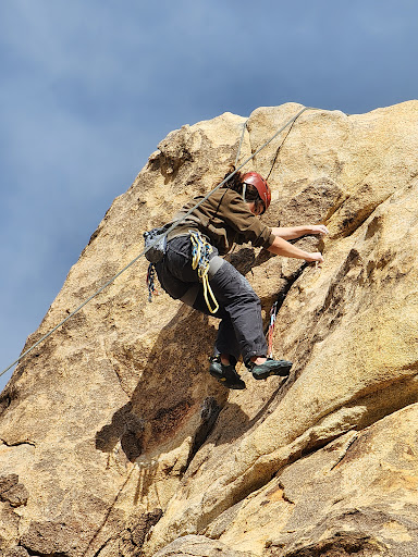 Mojave Guides - Joshua Tree Rock Climbing Guides image