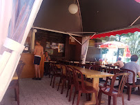 Atmosphère du Restaurant La Petite Fringale à Duingt - n°15
