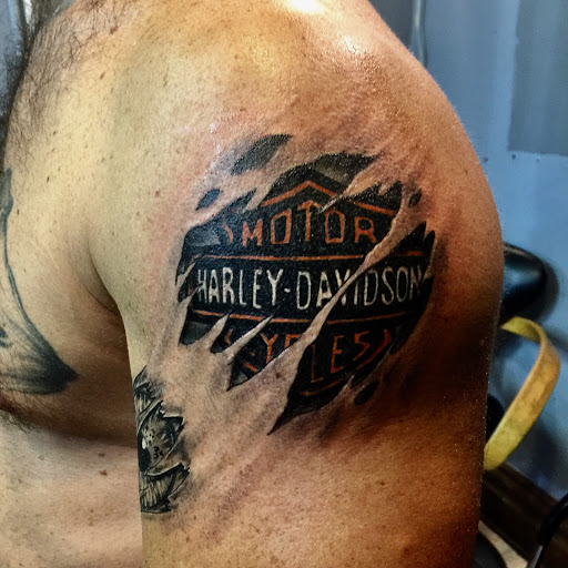 Tattoo Shop «Crazy Monkey Tattoos», reviews and photos, 817 S Westnedge Ave, Kalamazoo, MI 49001, USA