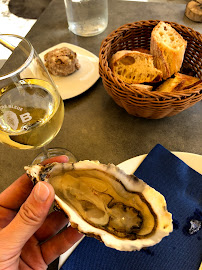 Plats et boissons du Restaurant L'Huitre Bleue dégustation - vue panoramique / sans réservations à Andernos-les-Bains - n°14