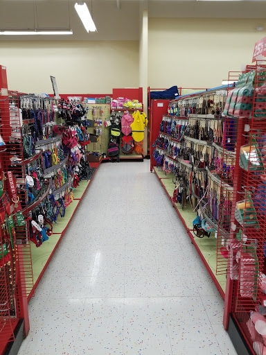 Pet Supply Store «Petco Animal Supplies», reviews and photos, 2140 E Blvd St, Kokomo, IN 46902, USA