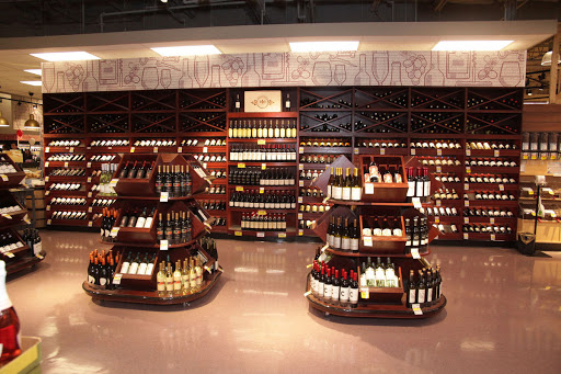 Grocery Store «Strack & VanTil Food Market», reviews and photos, 2168 W US Hwy 30, Valparaiso, IN 46385, USA