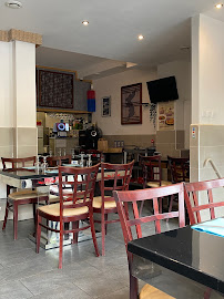 Atmosphère du Restaurant coréen 모란 식당 le seul spécialisé dans les aliments nord-coreens à Paris - n°8
