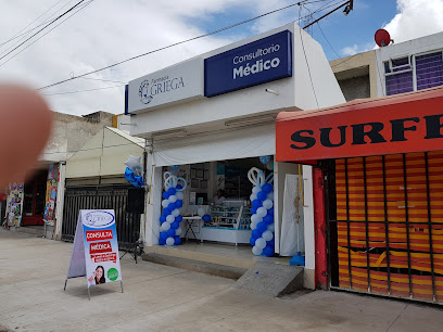 Farmacia Griega / Consultorio Médico Blvd. San Pedro 903, San Isidro, 37685 León, Gto. Mexico