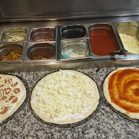 Plats et boissons du Pizzeria Pizza Dinapoli à Saint-Germain-lès-Arpajon - n°3