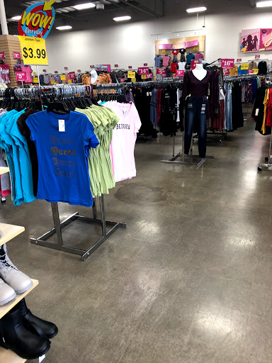 Discount Store «Fallas Discount Stores», reviews and photos, 5502 East Cherry Avenue, Long Beach, CA 90805, USA